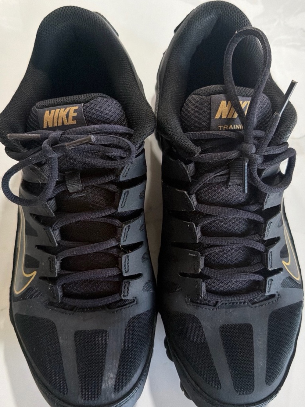 Nike Men’s Black and Gold Training Sneakers